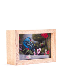 Alternative view of <strong>Cotinga Real</strong>